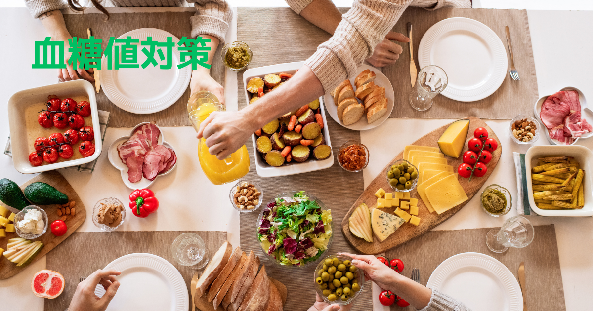 dining-table-of-a-lot-of-dishes